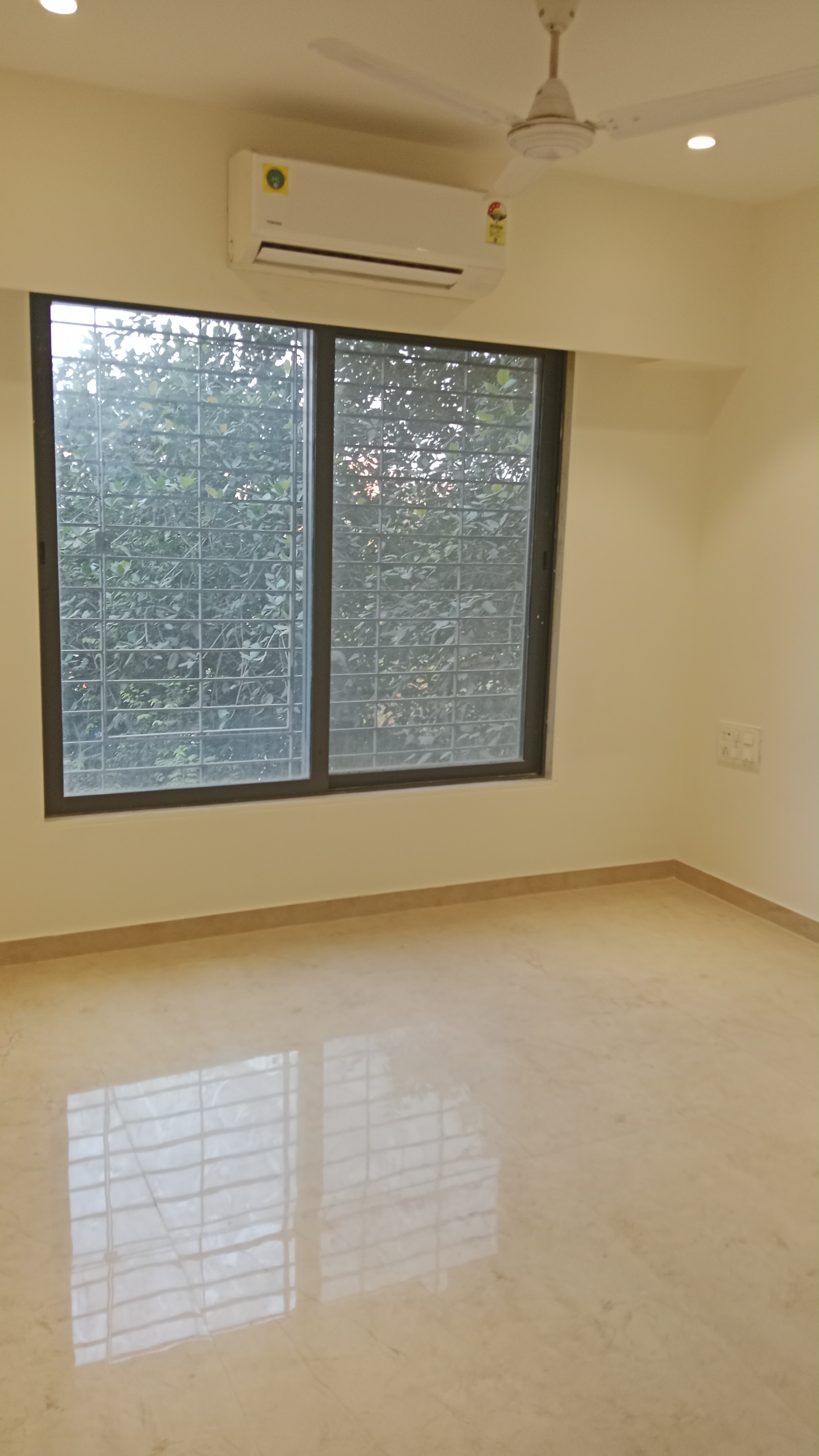 2 BHK Apartment For Sale in Dlh Mamta 
