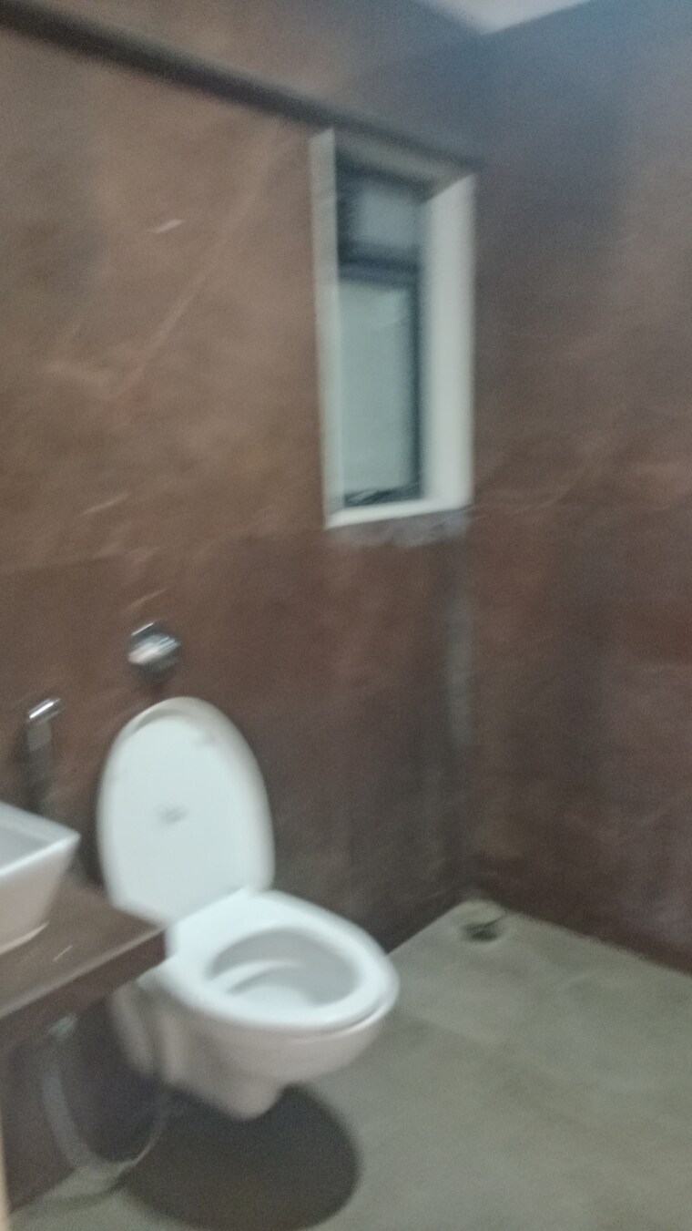 Bathroom, dn nagar 2 Bedroom 650 Sq.Ft. Apartment In Dn Nagar Mumbai 8422764