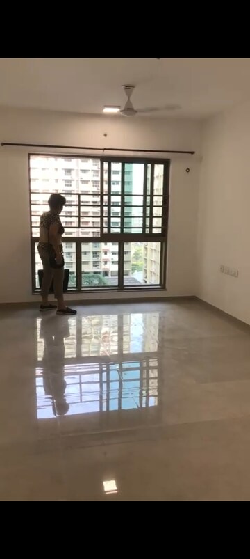 Living Room in 3 BHK Apartment at Sheth Vasant Oasis, Andheri East – for Rent