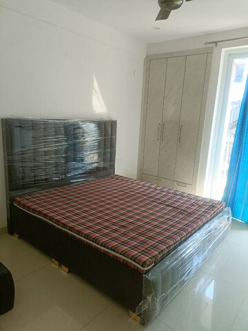 Bedroom in 3 BHK Apartment at Maxxus Elanza, International Airport Road – for Rent