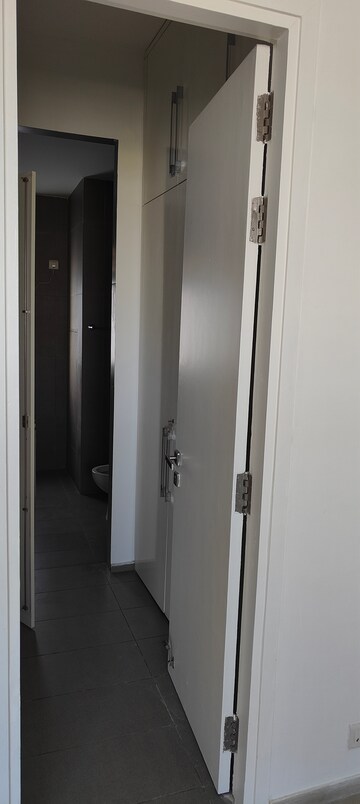 Building Lobby in 2 BHK Apartment at Ireo Skyon, Sector 60 – for Rent
