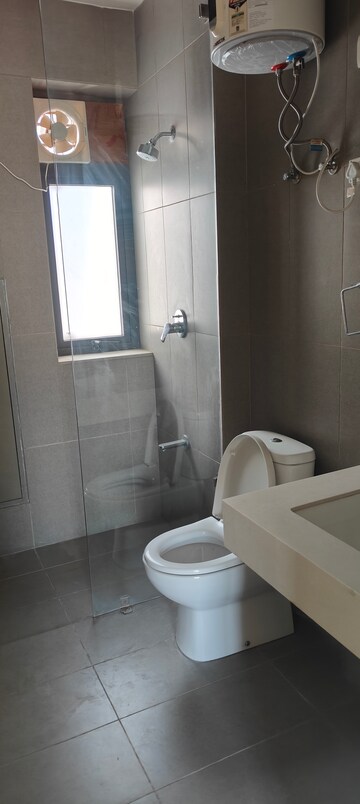 Bathroom in 4 BHK Apartment at Ireo Skyon, Sector 60 – for Rent
