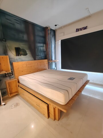 Bedroom in 2 BHK Apartment at Lalani Grandeur, Goregaon East – for Rent