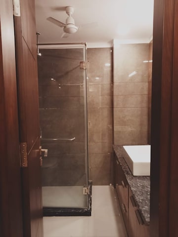 Furnished Amenities in 3 BHK Builder Floor at Kohli One Malibu Town, Sector 47 – for Rent