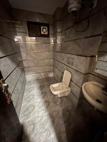 Bathroom in  Pg at Old Rajinder Nagar – for Rent