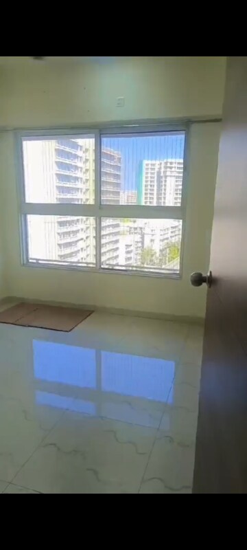 Master Bedroom in 2 BHK Apartment at JP Eminence, Andheri West – for Rent