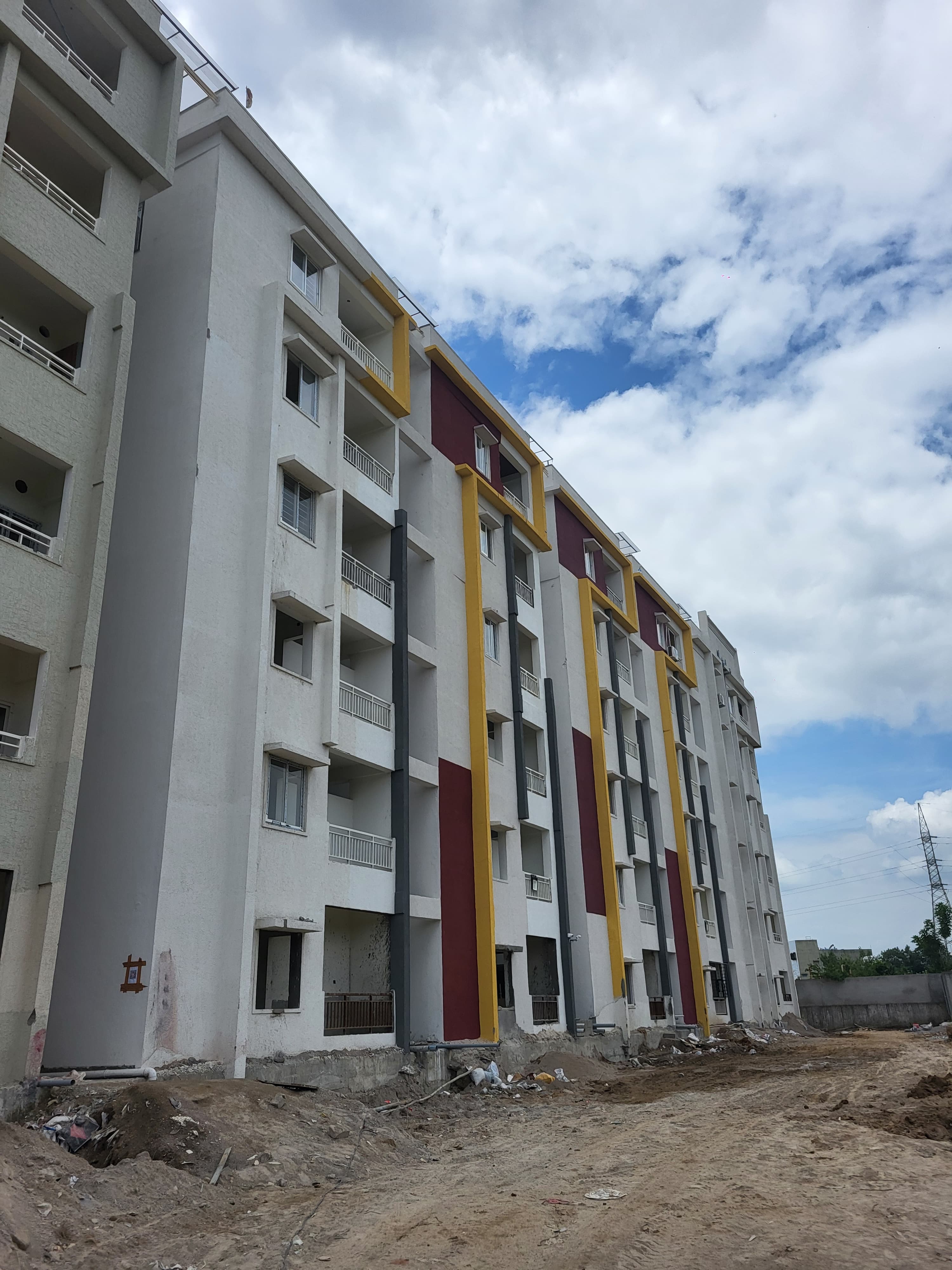 2 BHK Apartment For Sale in Vasu Sri Pride