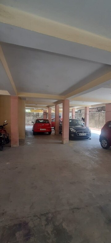 Parking in 3 BHK Apartment at Barisha – for Sale
