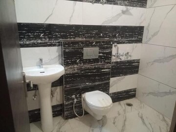 Team Area in 3 BHK Builder Floor at Patiala Road – for Rent