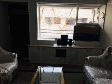 Kitchen in 3 BHK Builder Floor at Vivekanand Apartments, Rohini Sector 8 – for Rent