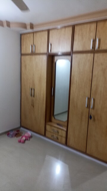 Furnished Amenities in 3 BHK Apartment at Satellite – for Rent