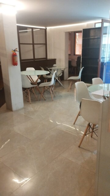  Showroom – Exterior View View at Borivali West - for Rent
