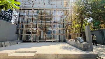  Showroom – Exterior View View at Borivali West - for Rent