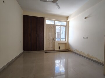 Room in 2 BHK Apartment at NK Sharma Savitry Greens 2, Ghazipur – for Rent