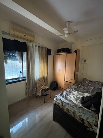 Room in  Pg at Dadar West – for Rent