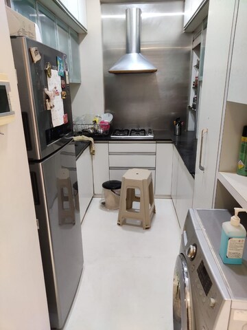 Team Area in 1 BHK Apartment at Cumbala Hill – for Rent