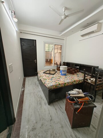 2 BHK Apartment For Rent in Vasundhara Sector 1