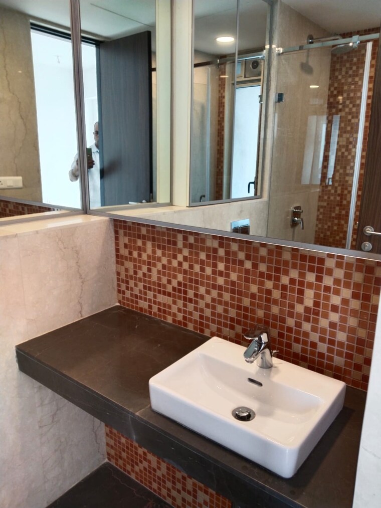 Bathroom, worli 3 Bedroom 1178 Sq.Ft. Apartment In Worli Mumbai 8423718