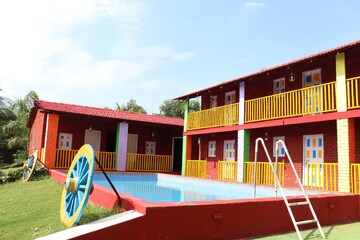 Swimming Pool in 3 BHK Villa at Bhiwandi – for Sale