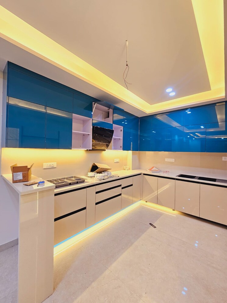 Kitchen, vatika-city 4 Bedroom 285 Sq.Yd. Builder Floor In Sector 49 Gurgaon 8423758