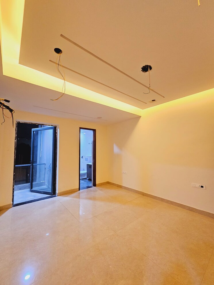 Room, vatika-city 4 Bedroom 285 Sq.Yd. Builder Floor In Sector 49 Gurgaon 8423758