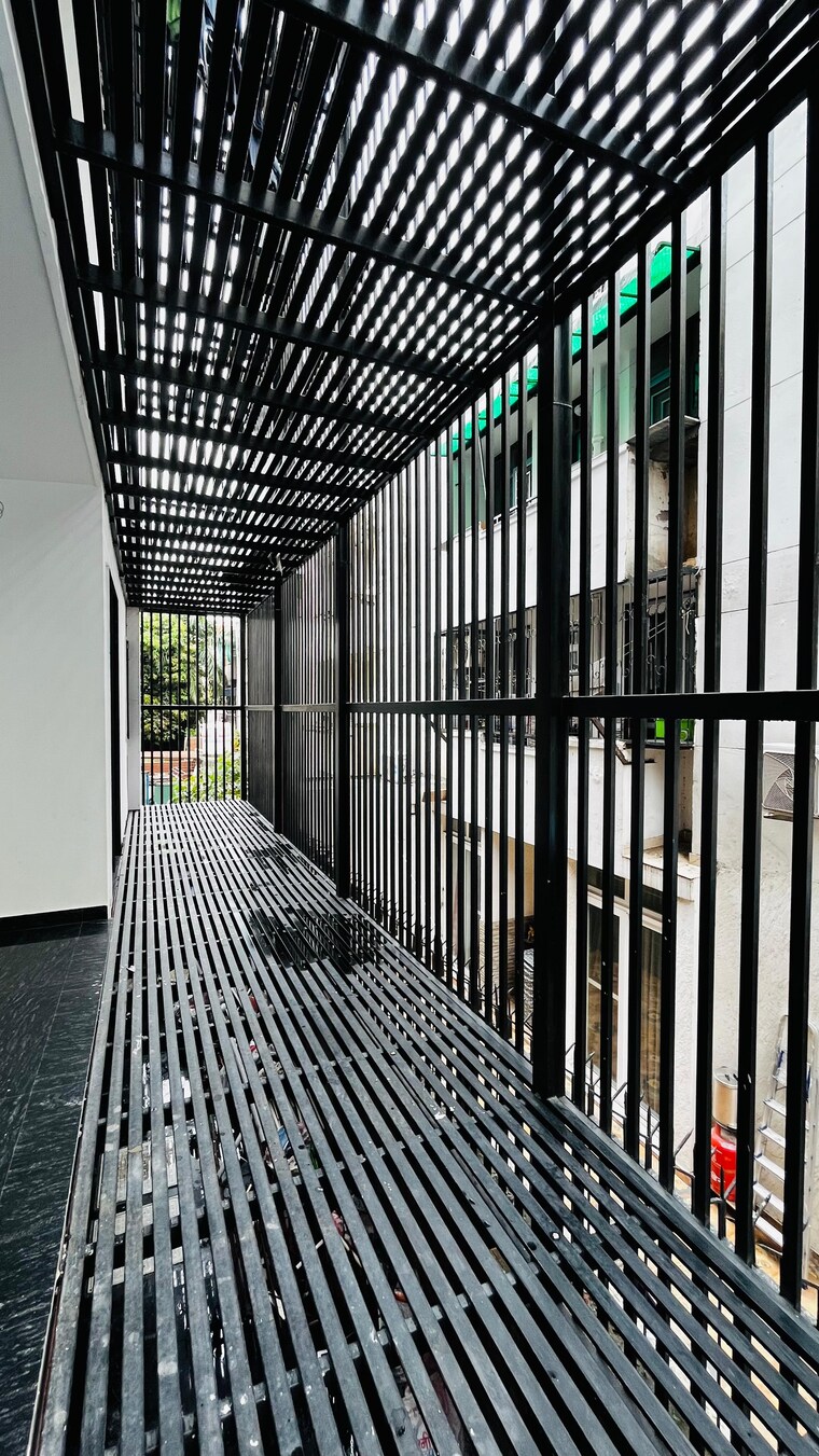 Balcony, sector 49 4 Bedroom 275 Sq.Yd. Builder Floor In Sector 49 Gurgaon 8423900