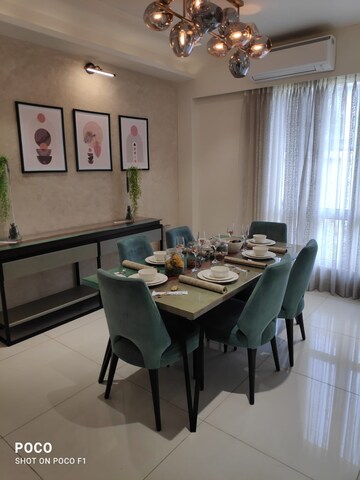 Team Area in 4 BHK Apartment at Merlin Avana, Tollygunge – for Sale
