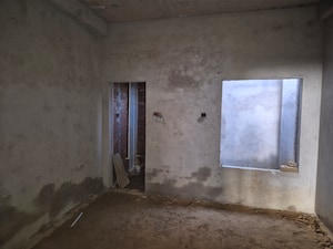 Room in 3 BHK Villa at Gomti Nagar – for Sale