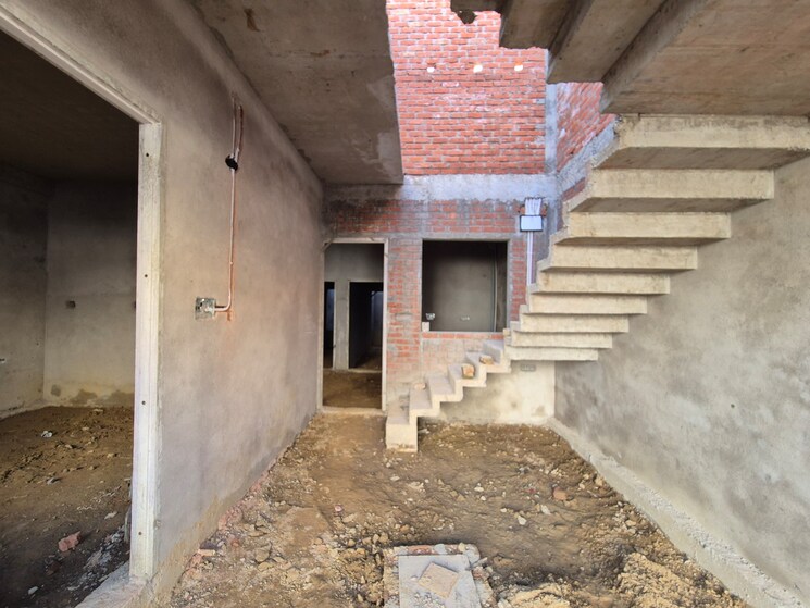 undefined, gomti nagar 3 Bedroom 1250 Sq.Ft. Villa In Gomti Nagar Lucknow 8424010