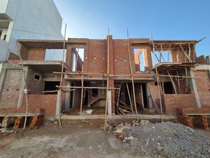 3 BHK Villa – Exterior View View at Gomti Nagar - for Sale