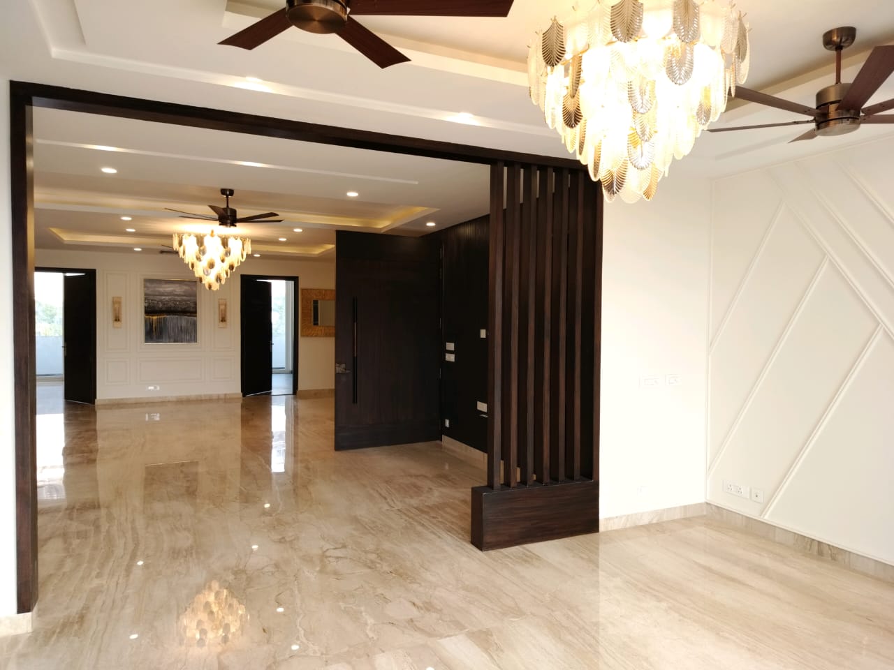 4 BHK + Pooja Room,Servant Room,Study Room,Extra Room Builder Floor For Sale in Devindar Vihar