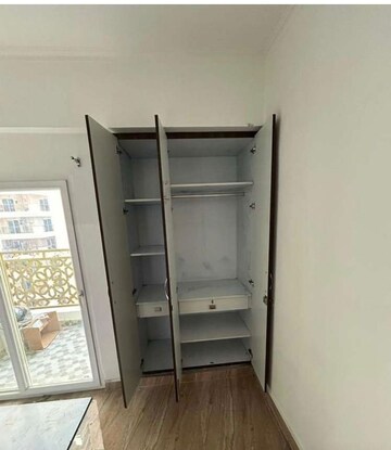 Furnished Amenities in 2 BHK Apartment at Migsun Vilaasa, Eta Ii Greater Noida – for Rent