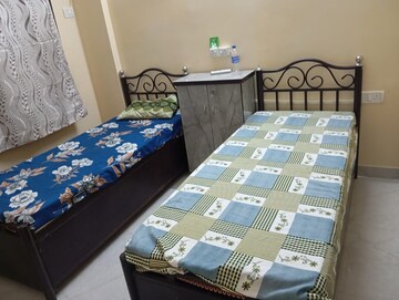 Bedroom in  Pg at Jalvayu Vihar – for Rent