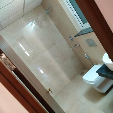 Furnished Amenities in 1 BHK Apartment at Hiranandani Lavinia, Ghodbunder Road – for Rent