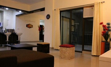 Living Room in 3 BHK Apartment at Ardee City Palm Grove Heights, Sector 52 – for Rent