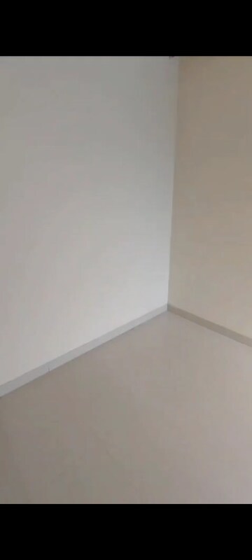 Room in 2 BHK Apartment at Kumar Princetown, Undri – for Rent