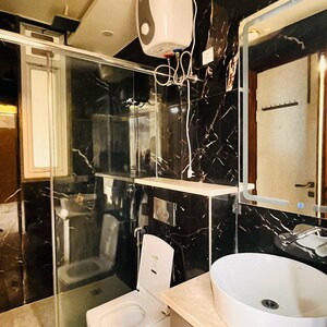 Team Area in 3 BHK Builder Floor at Vipul Business Park, Tikri – for Sale