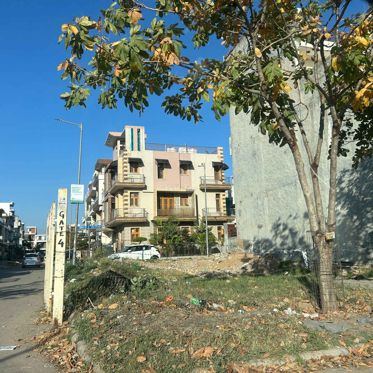 Plot For Sale in Eco City