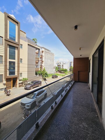 Balcony in 3 BHK Builder Floor at Settlers India, Sector 57 – for Sale