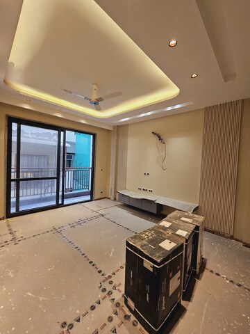 Bedroom in 3 BHK Builder Floor at Settlers India, Sector 57 – for Sale