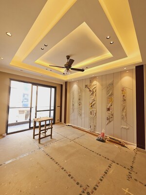 Room in 3 BHK Builder Floor at Settlers India, Sector 57 – for Sale