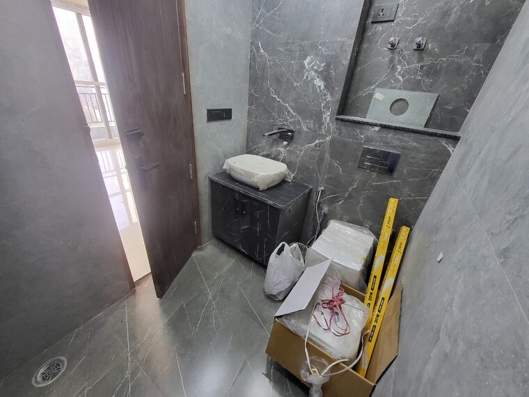 Bathroom, sector 57 3 Bedroom 200 Sq.Yd. Builder Floor In Sector 57 Gurgaon 8424516