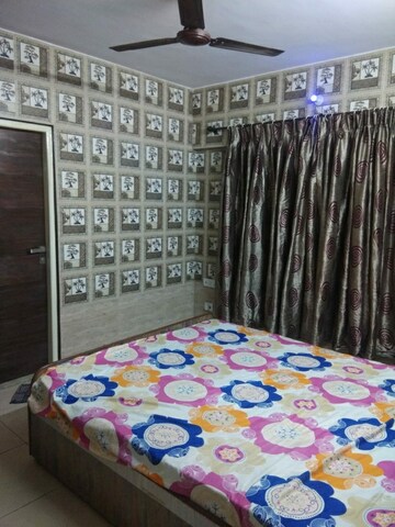 Bedroom in 2 BHK Apartment at Maharaja Retreat CHS, Goregaon East – for Rent