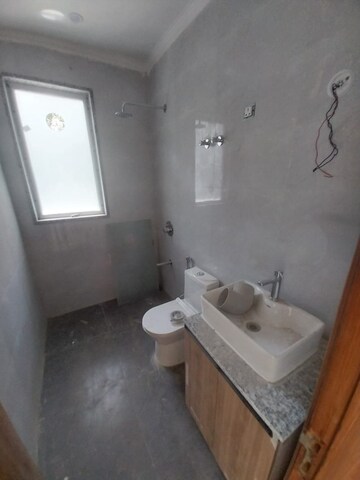 Bathroom in 2 BHK Builder Floor at DLF Exclusive Floors, Sector 53 – for Rent