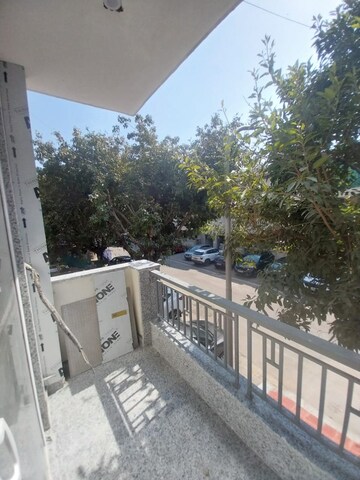 Balcony in 2 BHK Builder Floor at DLF Exclusive Floors, Sector 53 – for Rent