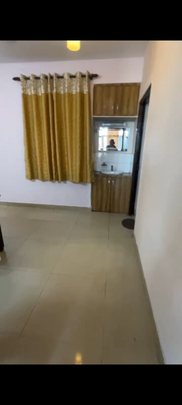 Room in 2 BHK Apartment at KDP Grand Savanna, Raj Nagar Extension – for Rent