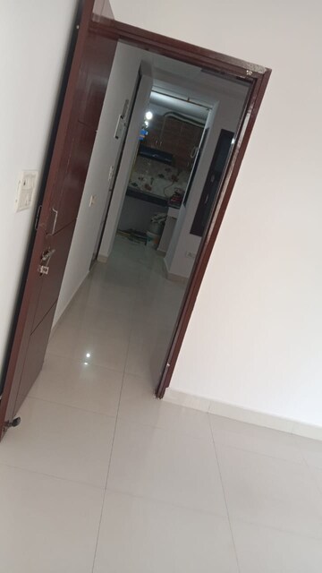 1 RK Apartment For Rent in Unique Poonam Estate Cluster 3, Mira Road