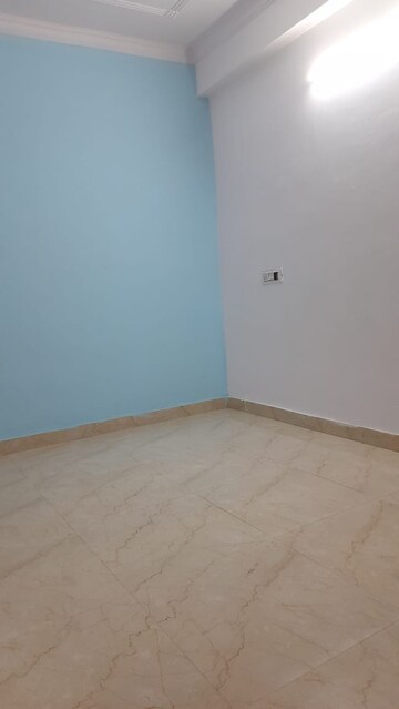 Room in 1 BHK Builder Floor at Mahavir Enclave 1 – for Rent