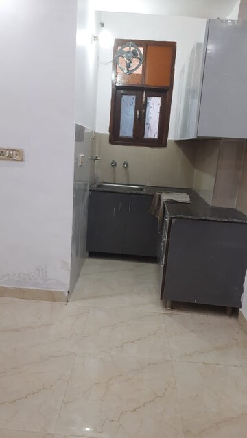 Kitchen in 1 BHK Builder Floor at Mahavir Enclave 1 – for Rent