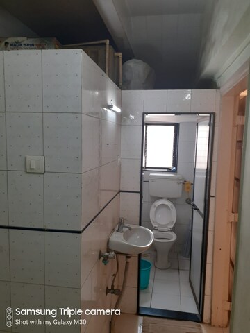 Bathroom in 2 BHK Apartment at Vile Parle East – for Rent